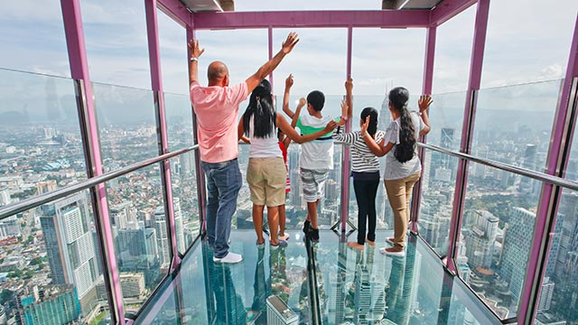 Sky-Box-Menara-KL-Tower