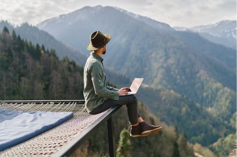 digital nomad