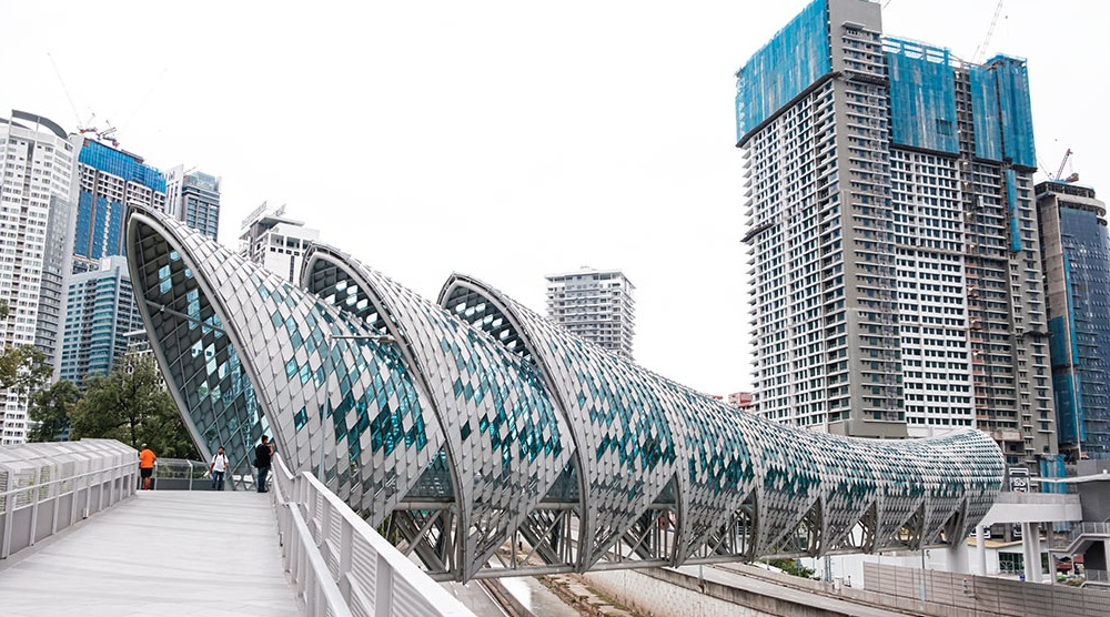 Saloma Link Bridge