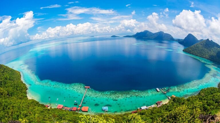9 Best Hotels in Sabah for Every Budget (2025 Edition) 1 Best Sightseeing in Sabah