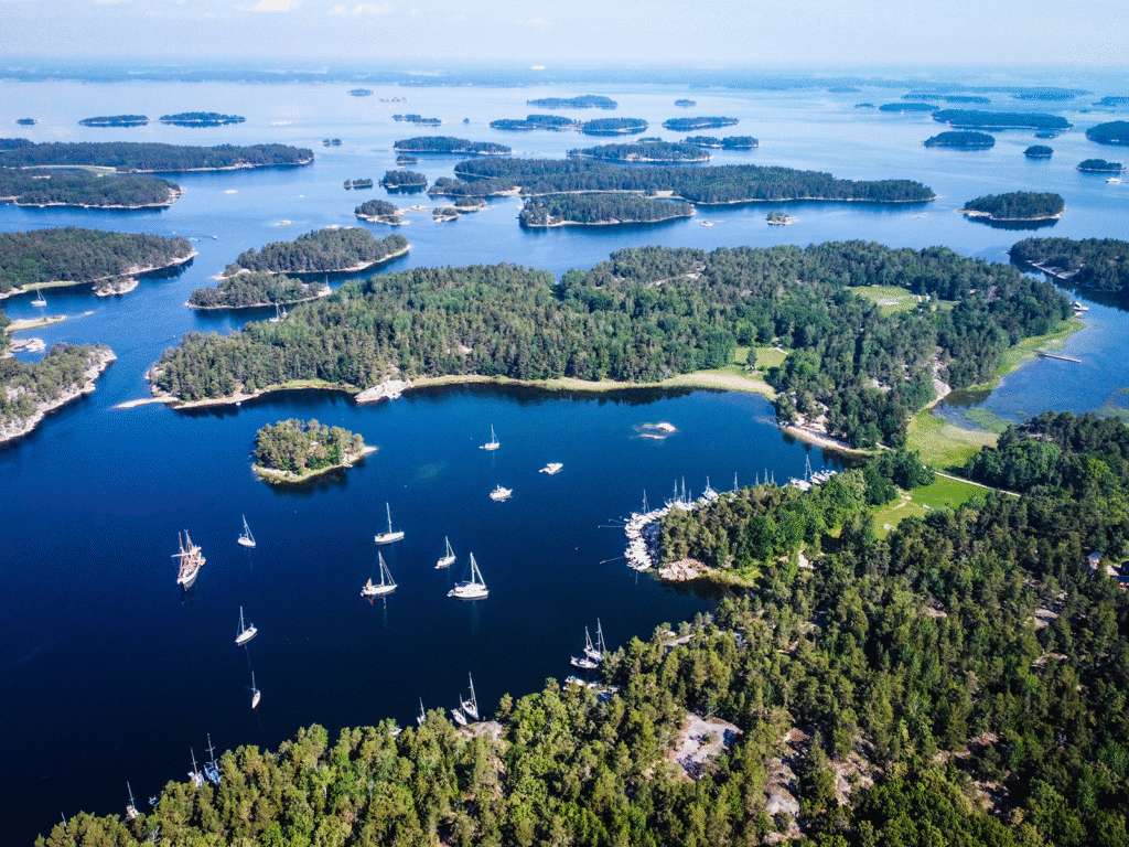 Ultimate 14-Day EuroVelo 7 Cycling Adventure from Haparanda to Moss (with Free Camping Tips) 7 Best Sightseeing Spots in Stockholm